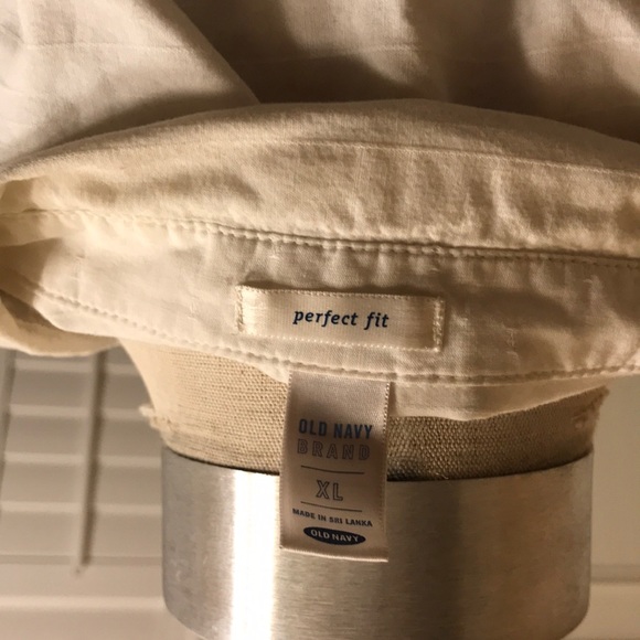 Button up top - Picture 5 of 5